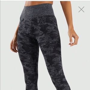 Gysmshark Camo Leggings